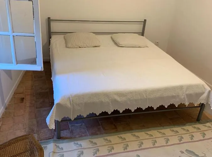 La Maison De Leontine *
